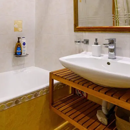 Cozy Small Smart With Private Pool Mikri Mantineia * קלמאטה