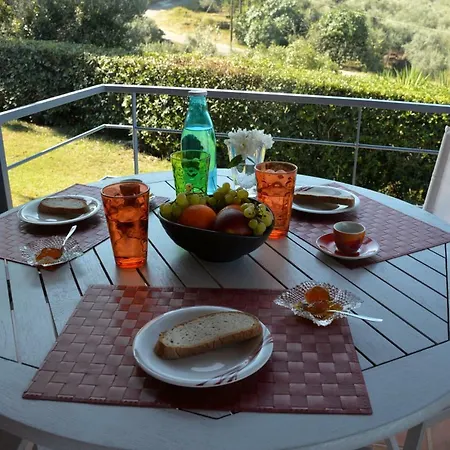Cozy Small Smart With Private Pool Mikri Mantineia וילה *