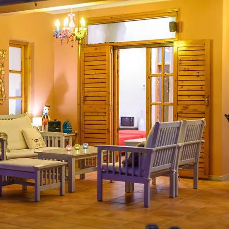 Cozy Small Smart With Private Pool Mikri Mantineia קלמאטה