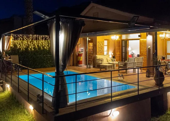 Villa Cozy Small Smart With Private Pool Mikri Mantineia Calamata