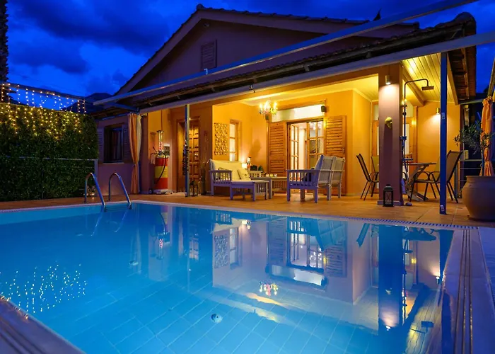 Cozy Small Smart With Private Pool Mikri Mantineia Villa Calamata