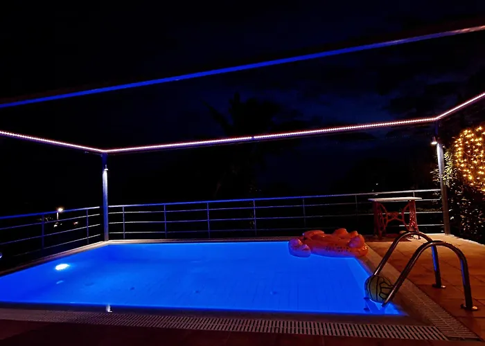 Villa Cozy Small Smart With Private Pool Mikri Mantineia *