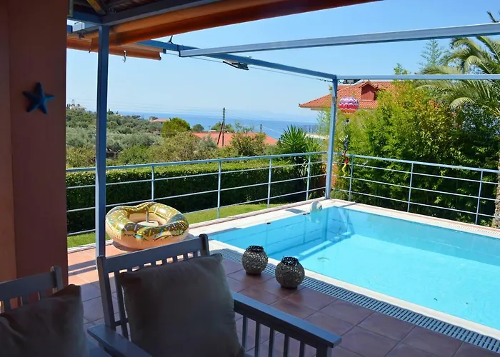 Villa Cozy Small Smart With Private Pool Mikri Mantineia Calamata