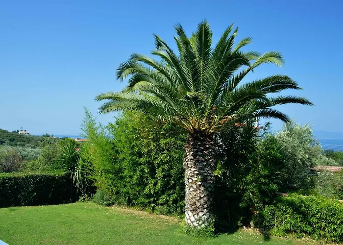 Villa Cozy Small Smart With Private Pool Mikri Mantineia